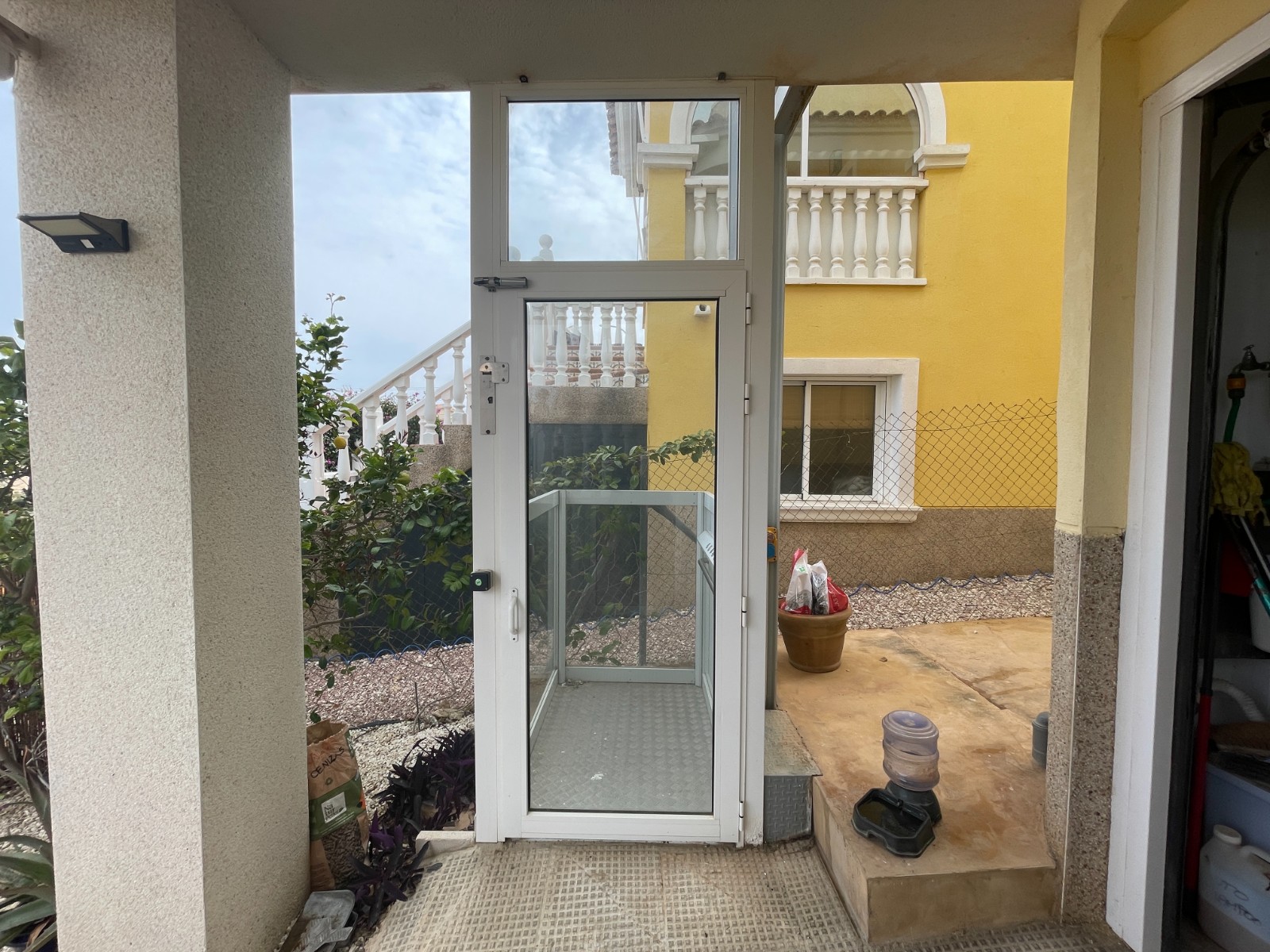 Bedroom in villa for sale in San Fulgencio