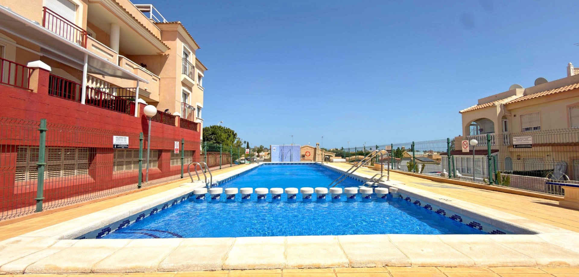 Dining area in terraced for sale in Orihuela Costa