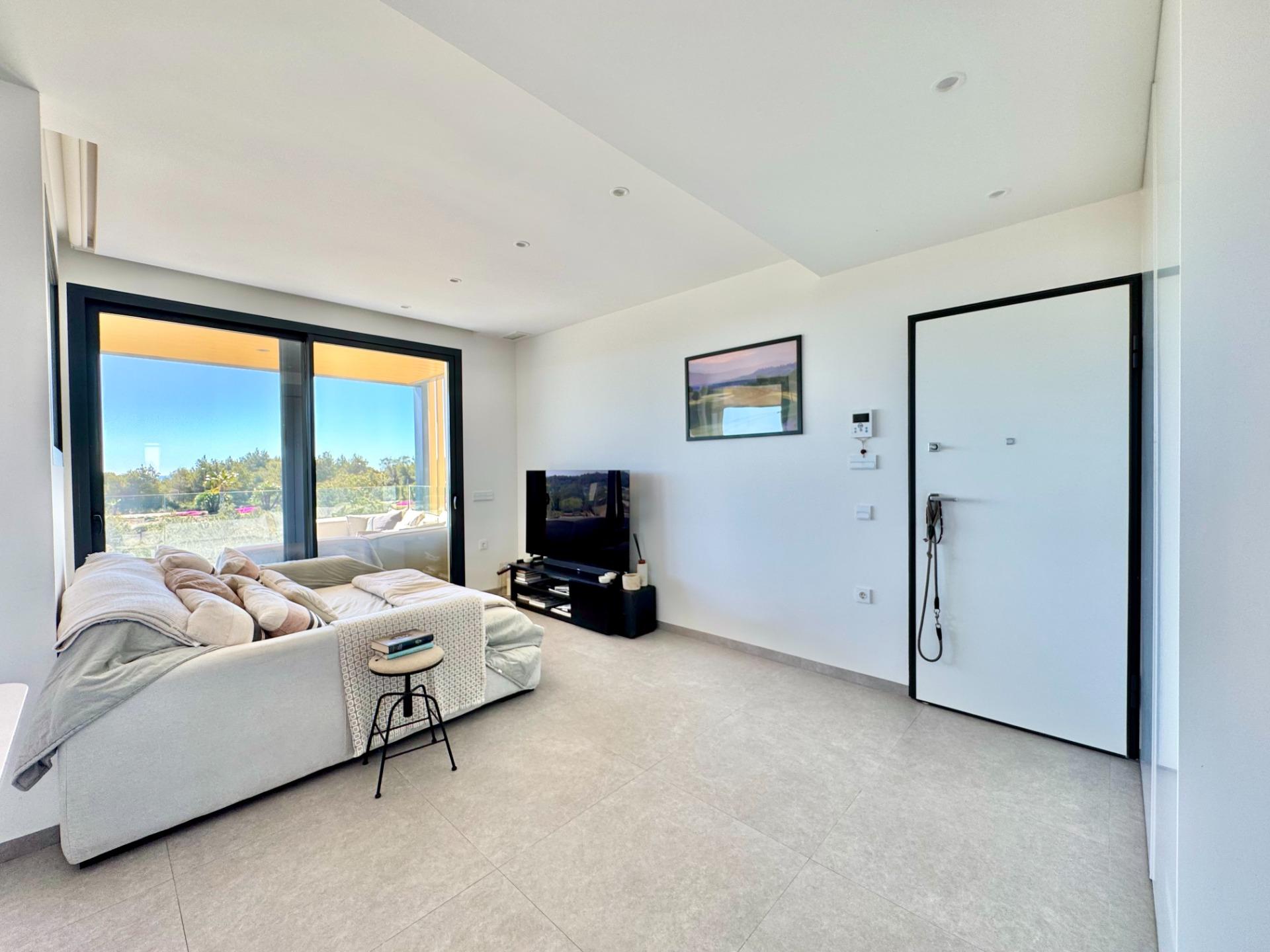 Living room in apartment for sale in Orihuela