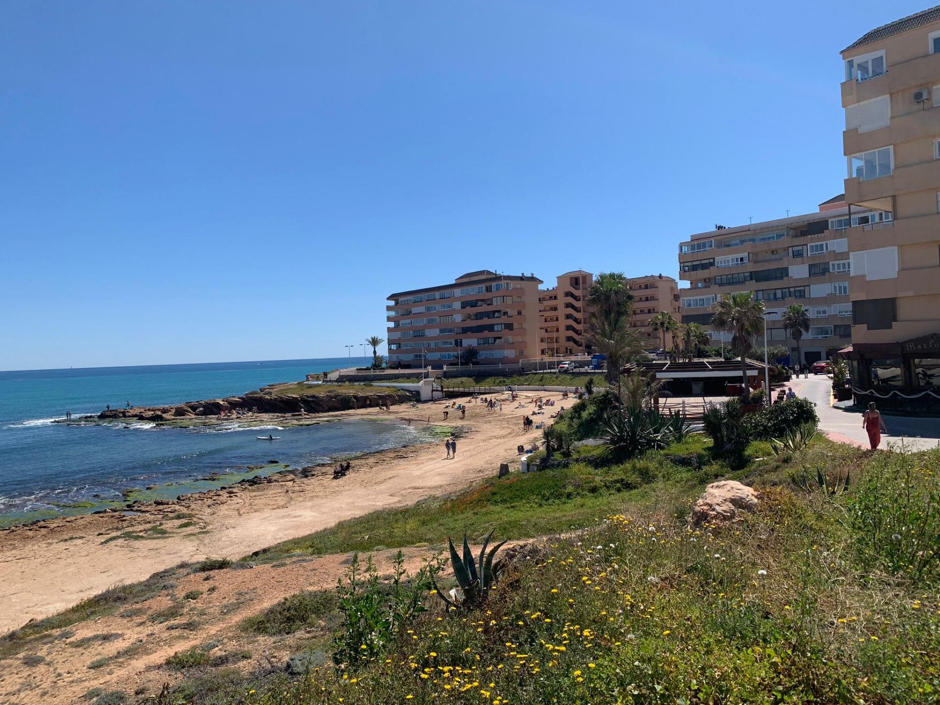 Dining area in apartment for sale in Torrevieja
