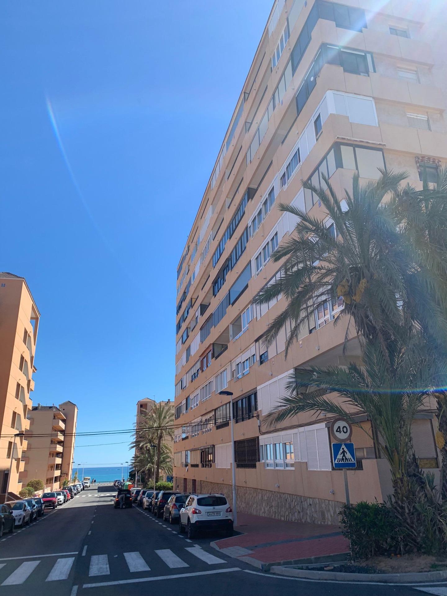 Master bedroom in apartment for sale in Torrevieja