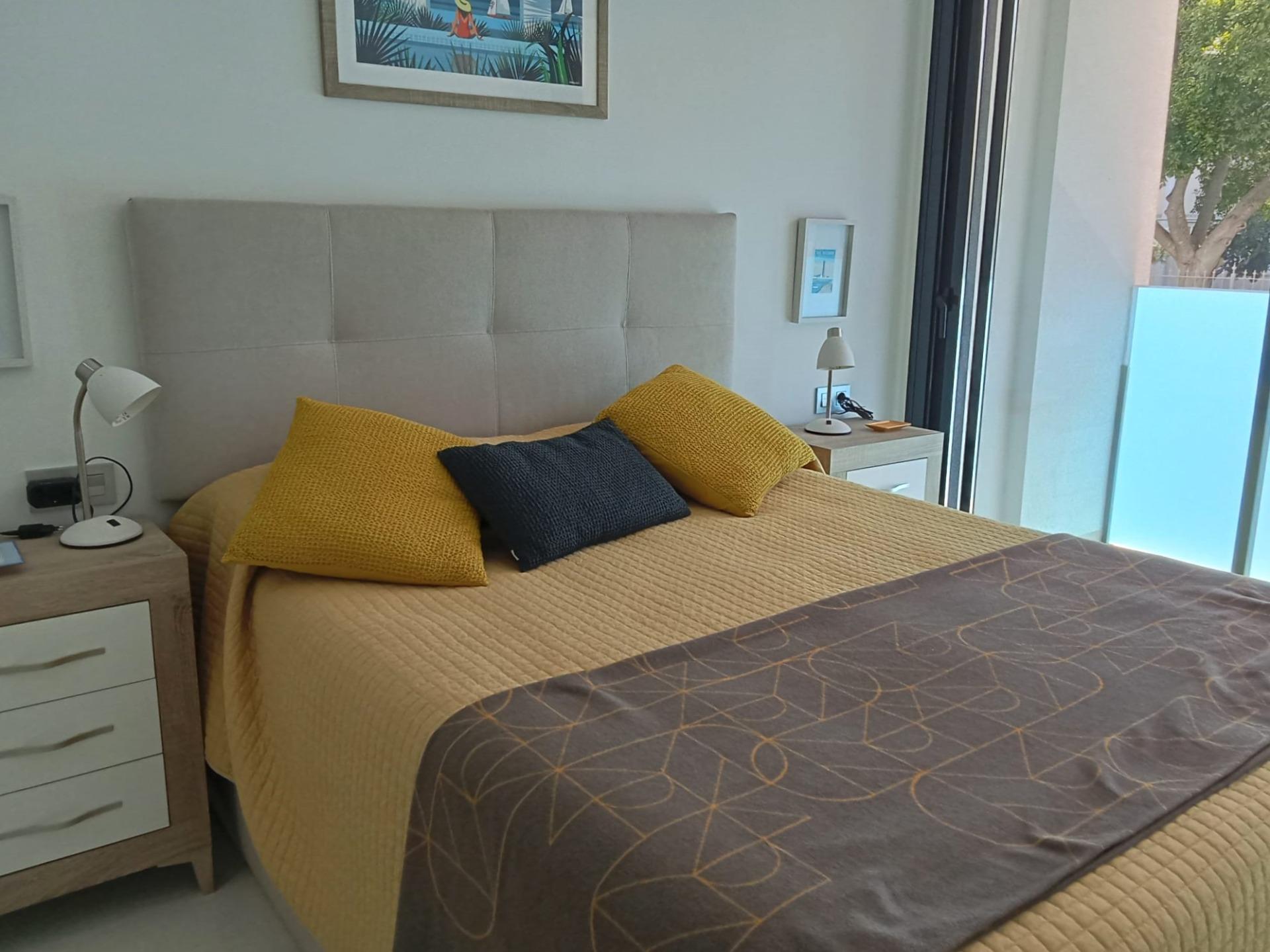 Living room in apartment for sale in Torrevieja