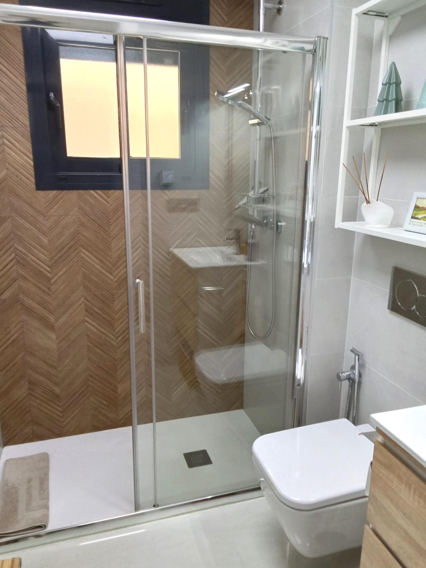 Terrace in apartment for sale in Torrevieja