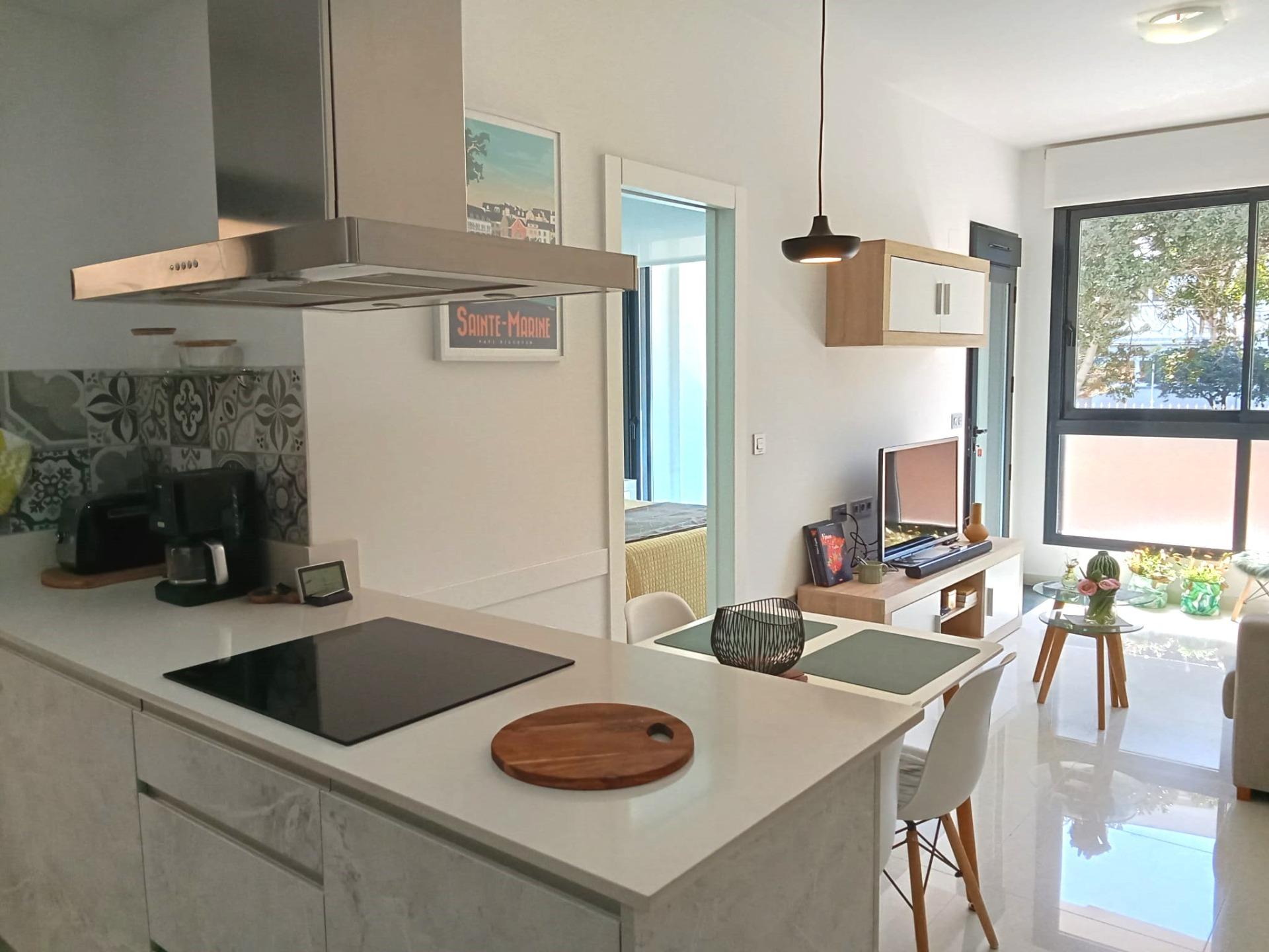 Bedroom in apartment for sale in Torrevieja