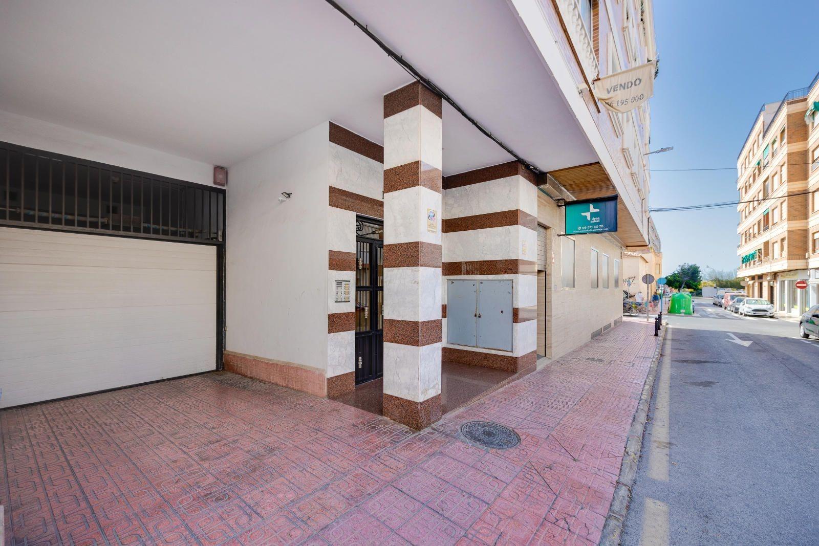 Dining area in apartment for sale in Torrevieja
