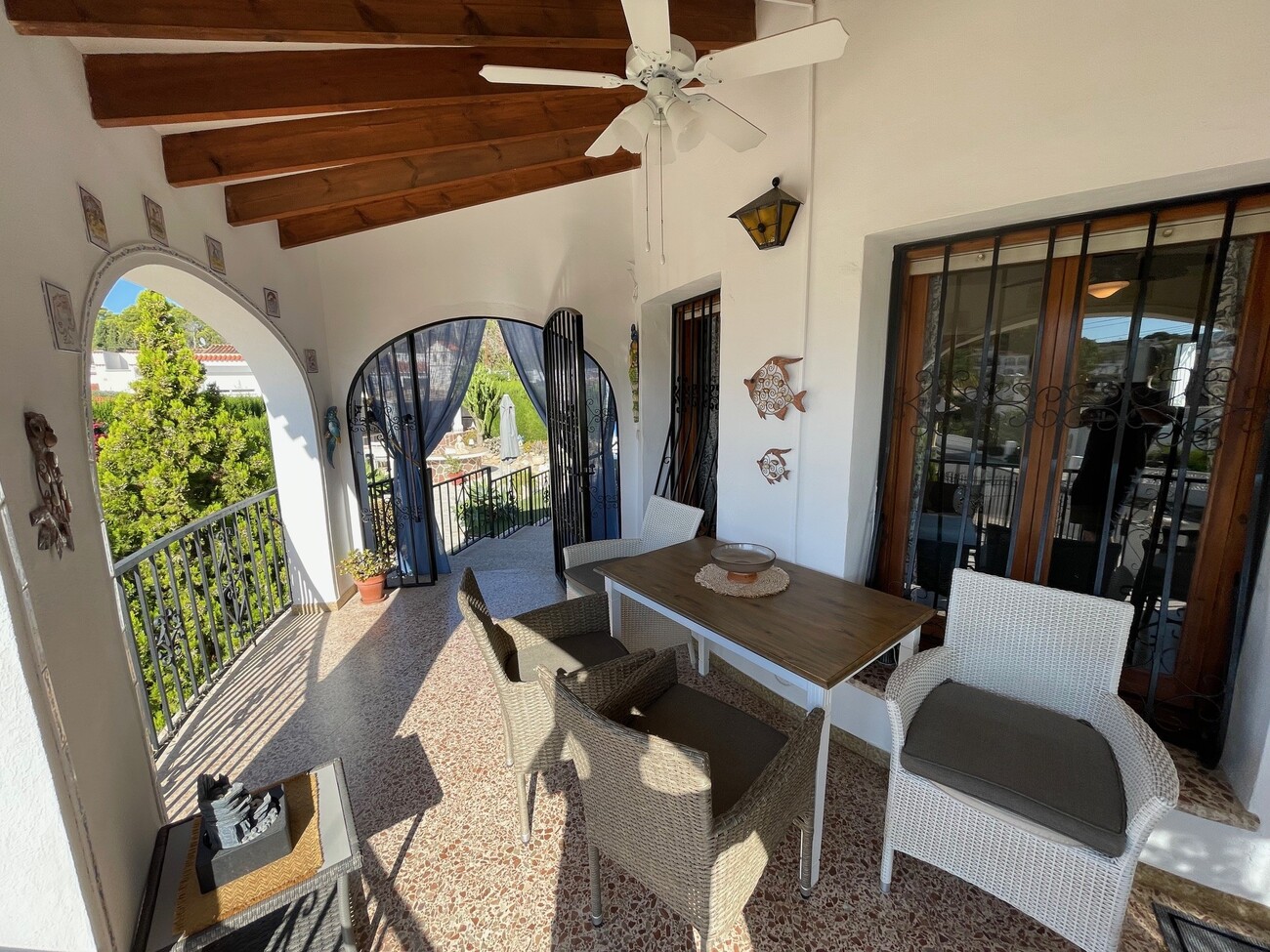 Bedroom in villa for sale in Alfas del Pi