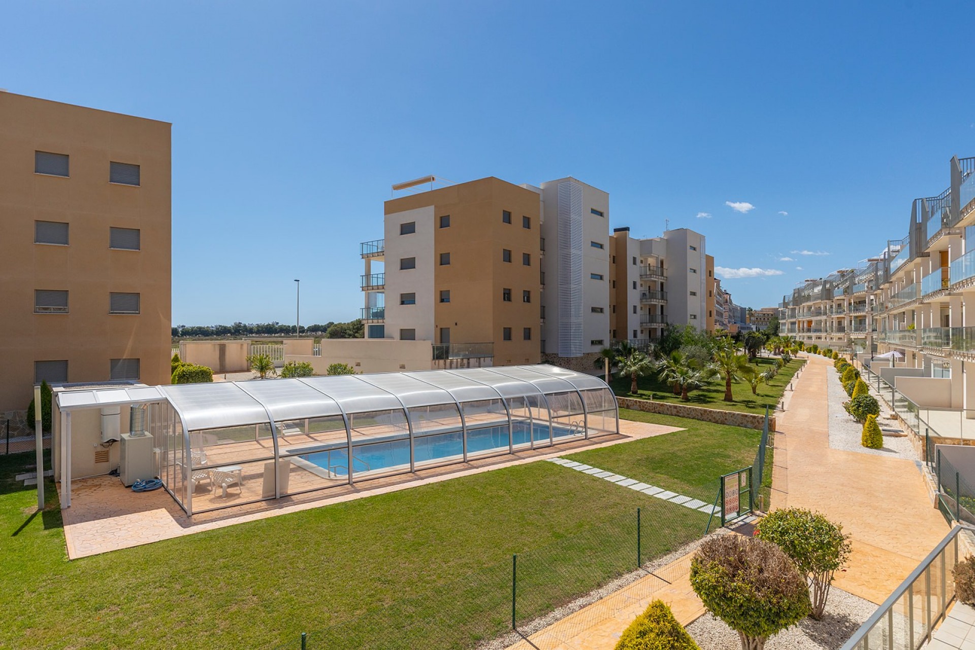 Bathroom in apartment for sale in Orihuela Costa