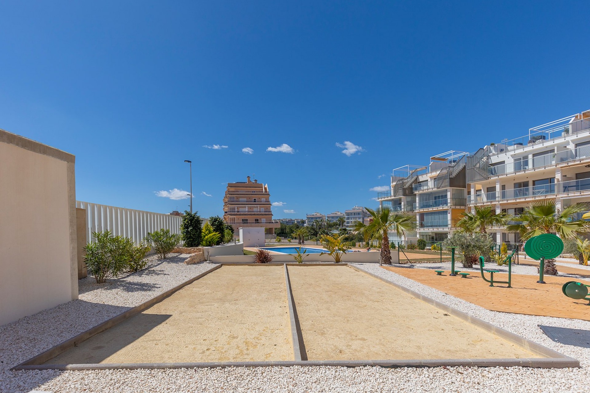 Dining area in apartment for sale in Orihuela Costa