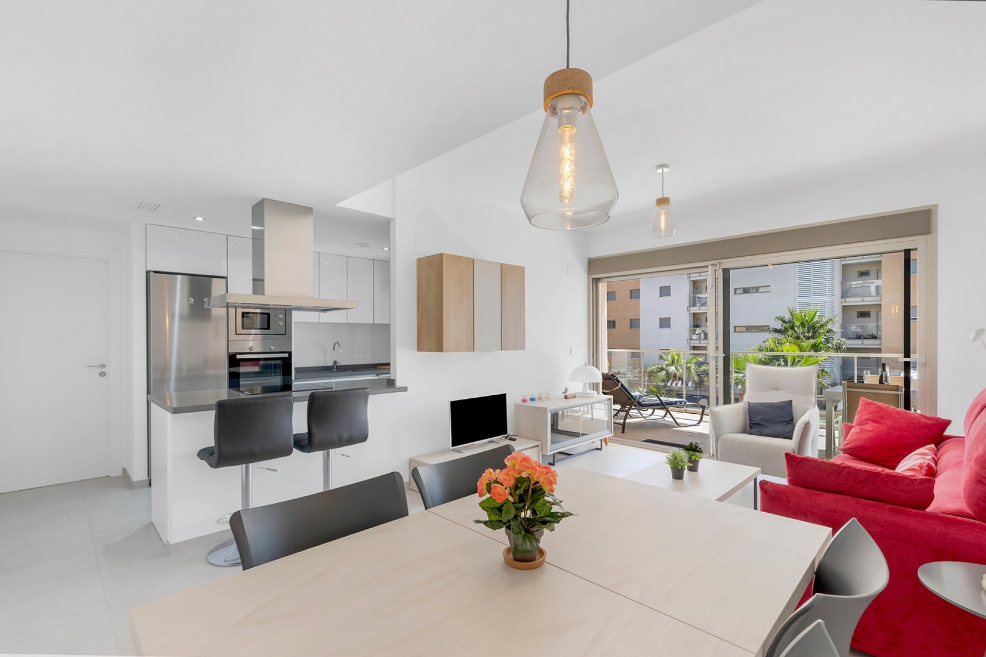 Garden in apartment for sale in Orihuela Costa