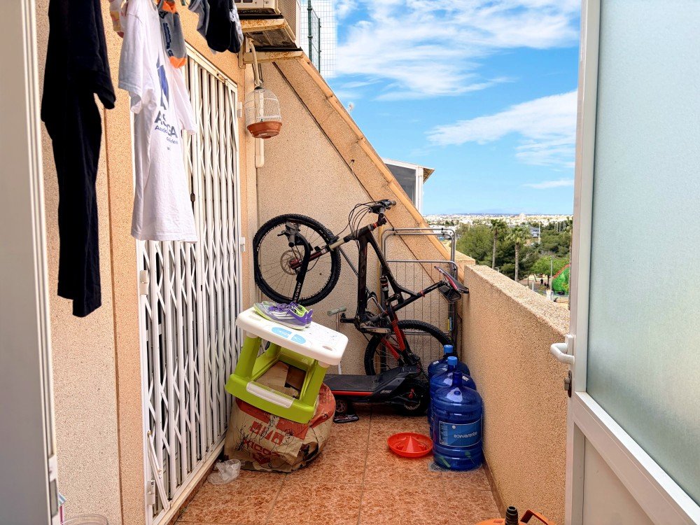 Terrace in penthouse for sale in Torrevieja