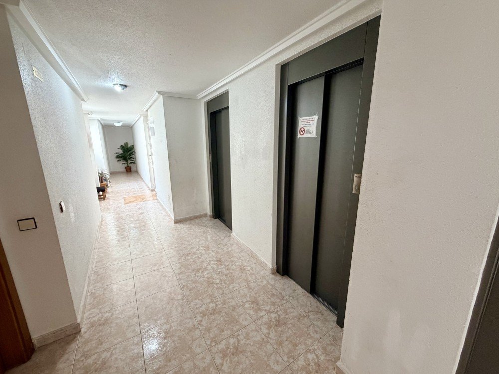 Bedroom in penthouse for sale in Torrevieja