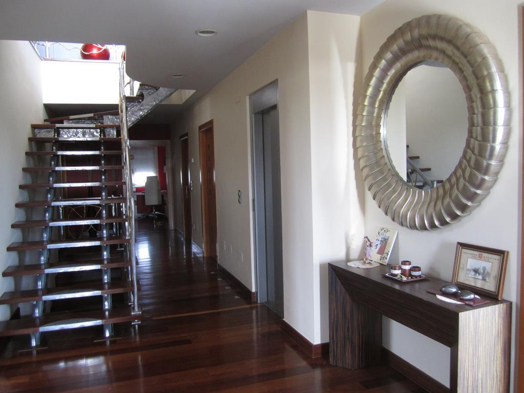 Master bedroom in villa for sale in Los Montesinos