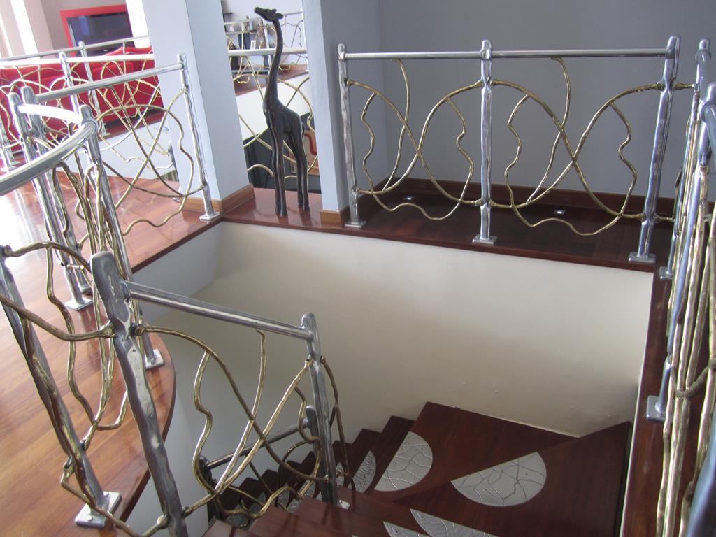 Terrace in villa for sale in Los Montesinos