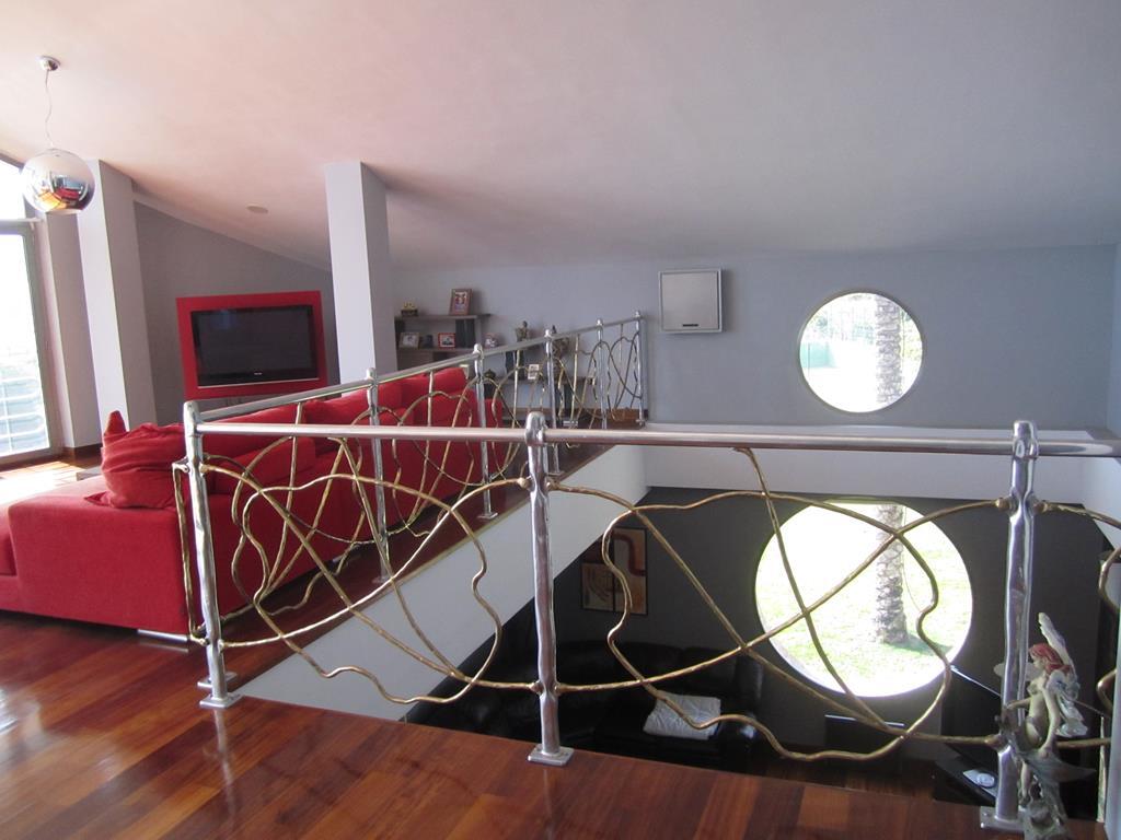 Dining area in villa for sale in Los Montesinos
