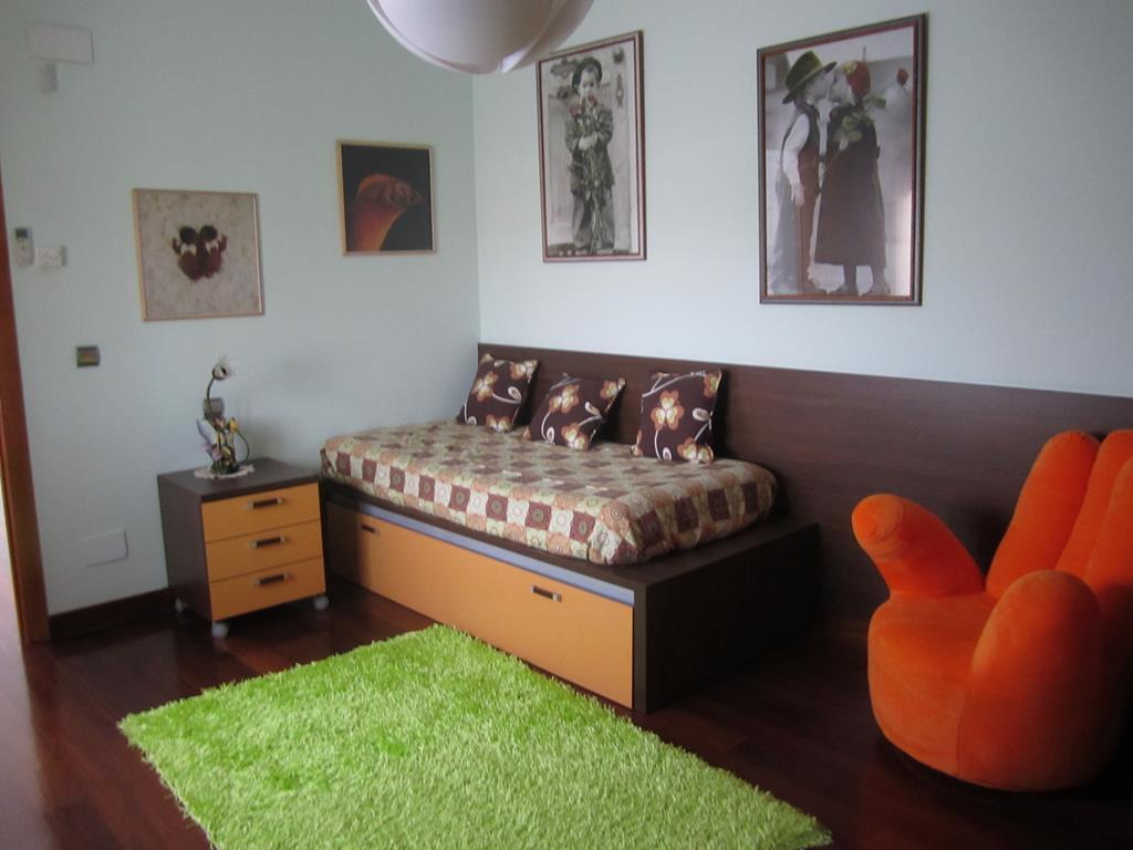 Dining area in villa for sale in Los Montesinos
