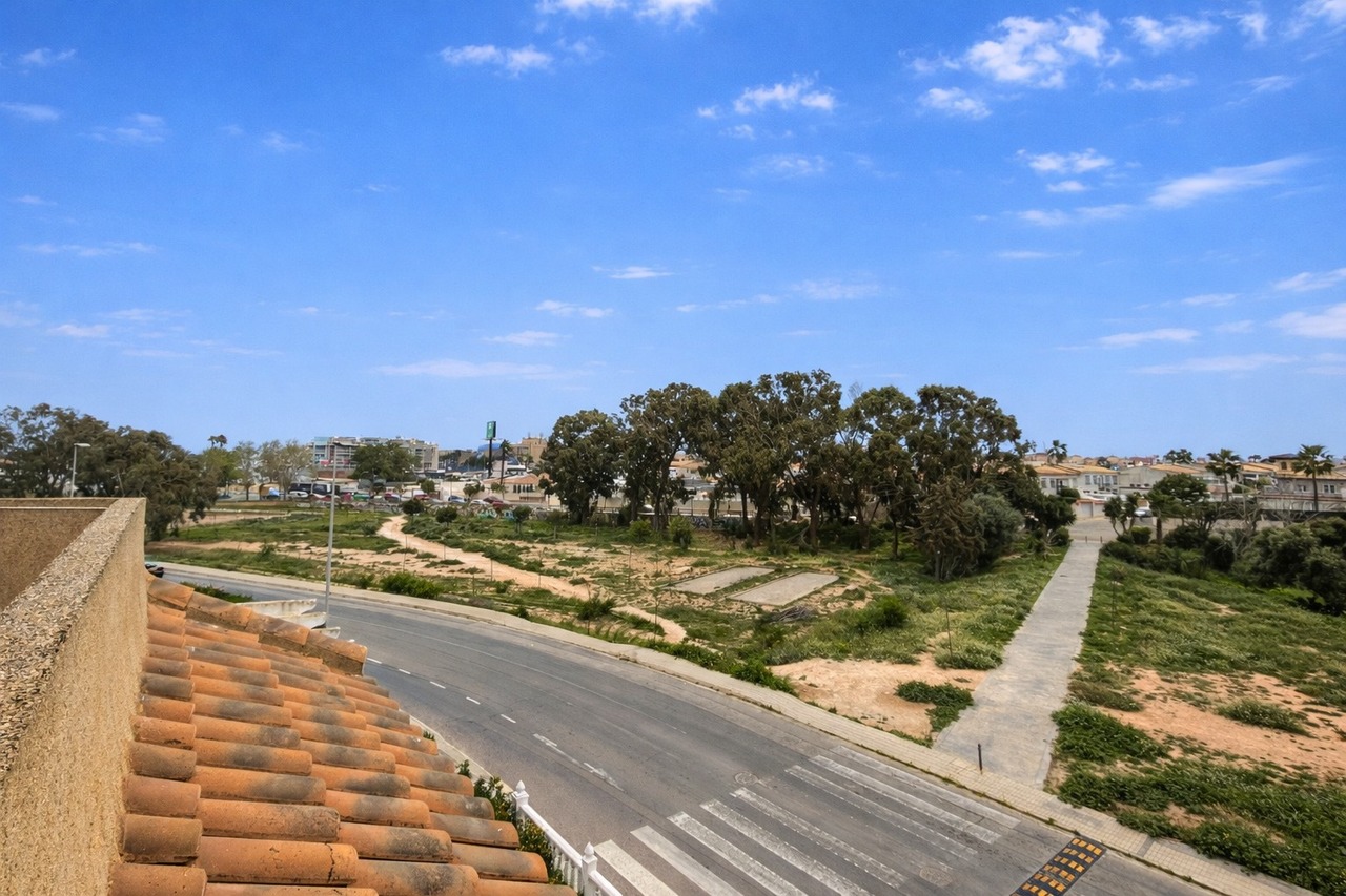 Living room in terraced for sale in Cabo Roig