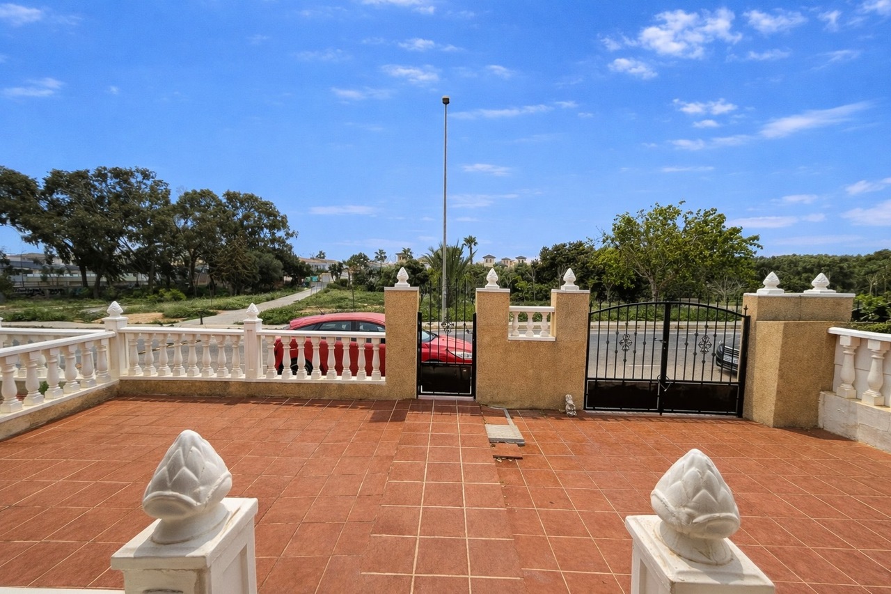 Garden in terraced for sale in Cabo Roig