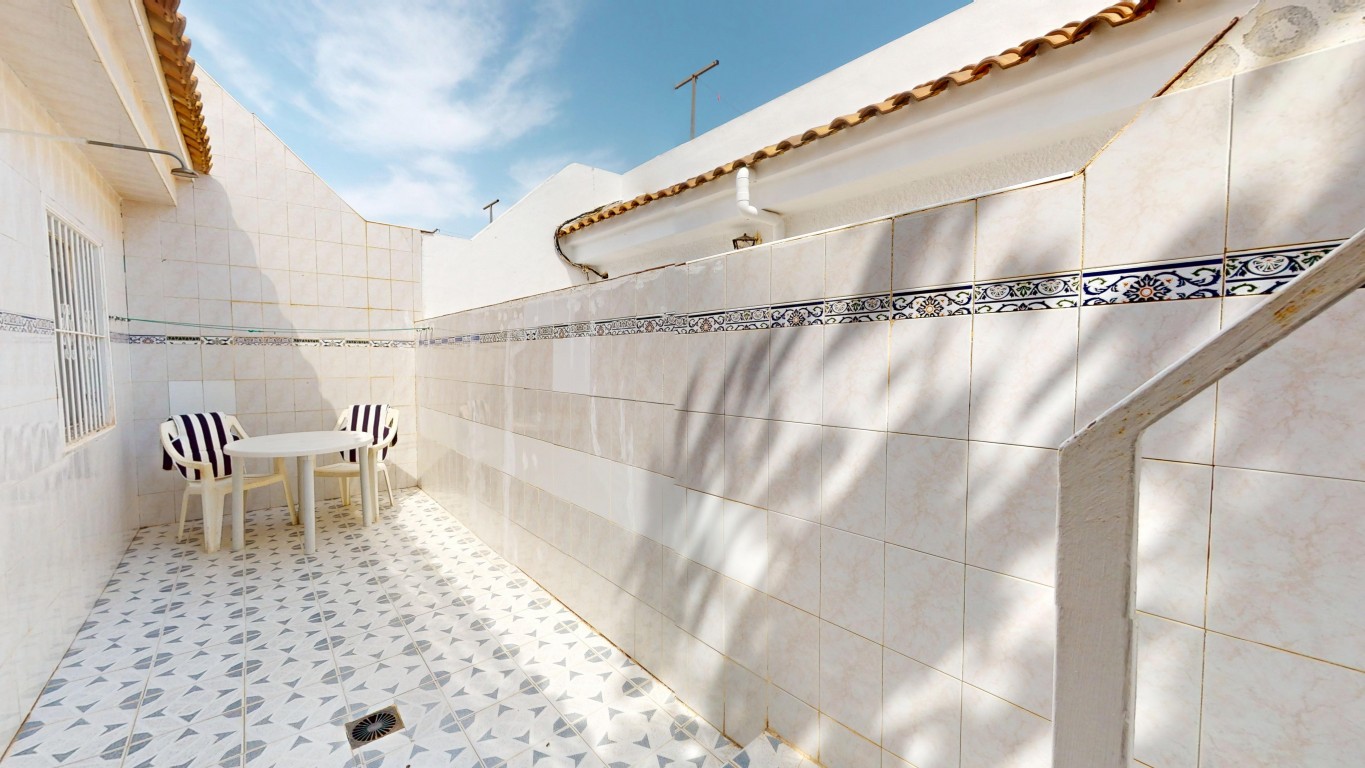 Dining area in bungalow for sale in Los Narejos