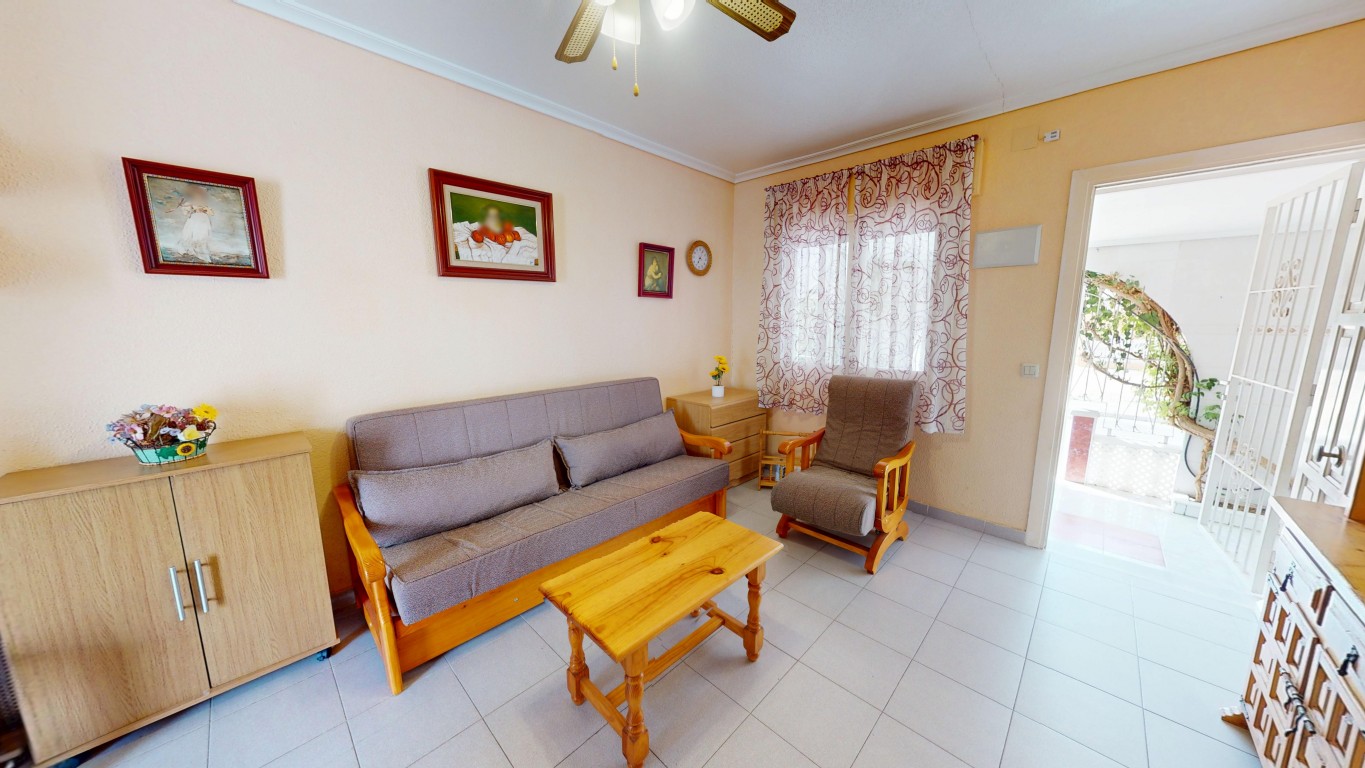 Dining area in bungalow for sale in Los Narejos
