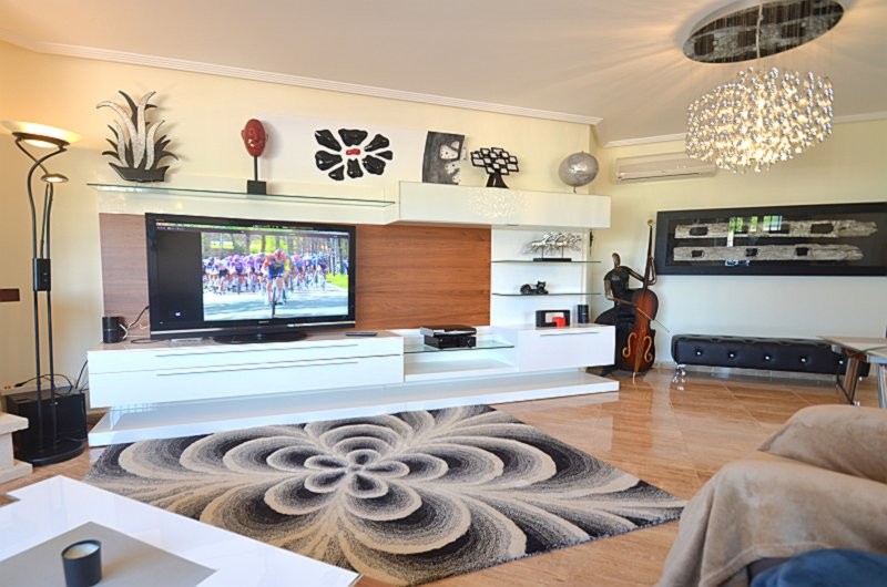 Living room in villa for sale in Campos del Río
