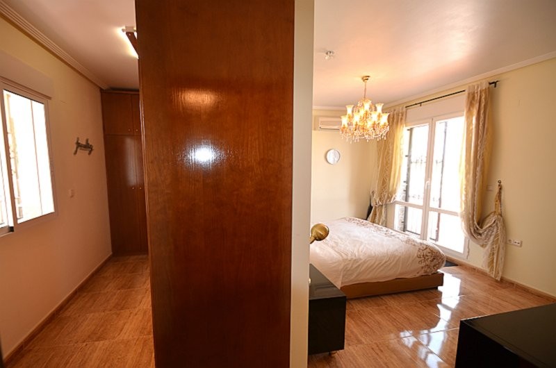Terrace in villa for sale in Campos del Río