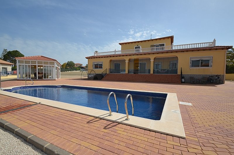 Exkluzívna 4-spalenková vila s fenomenálnymi výhľadmi do krajiny – Campos del Río, Murcia