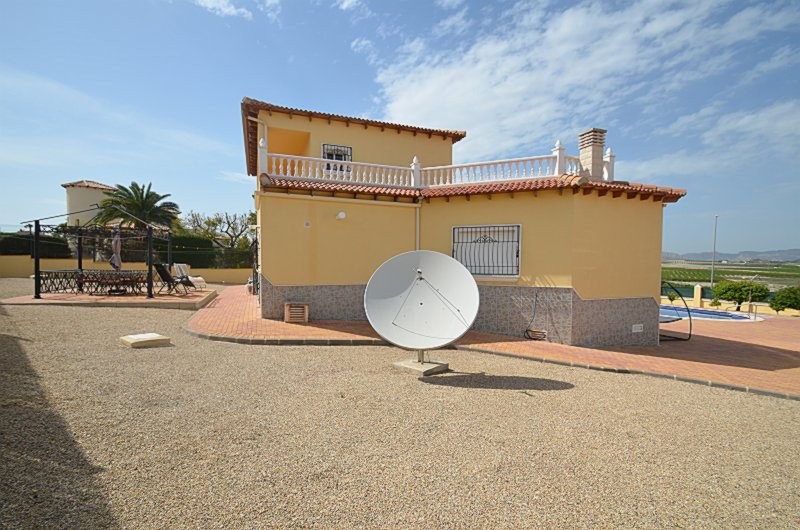 Terrace in villa for sale in Campos del Río