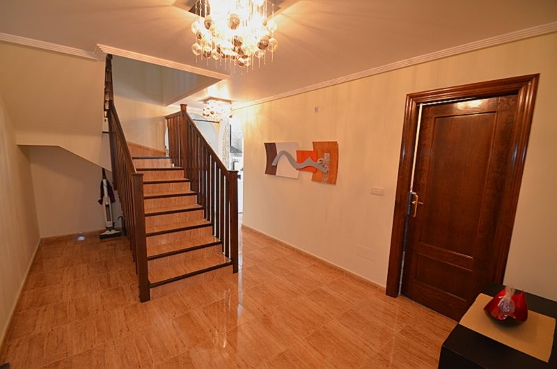 Dining area in villa for sale in Campos del Río