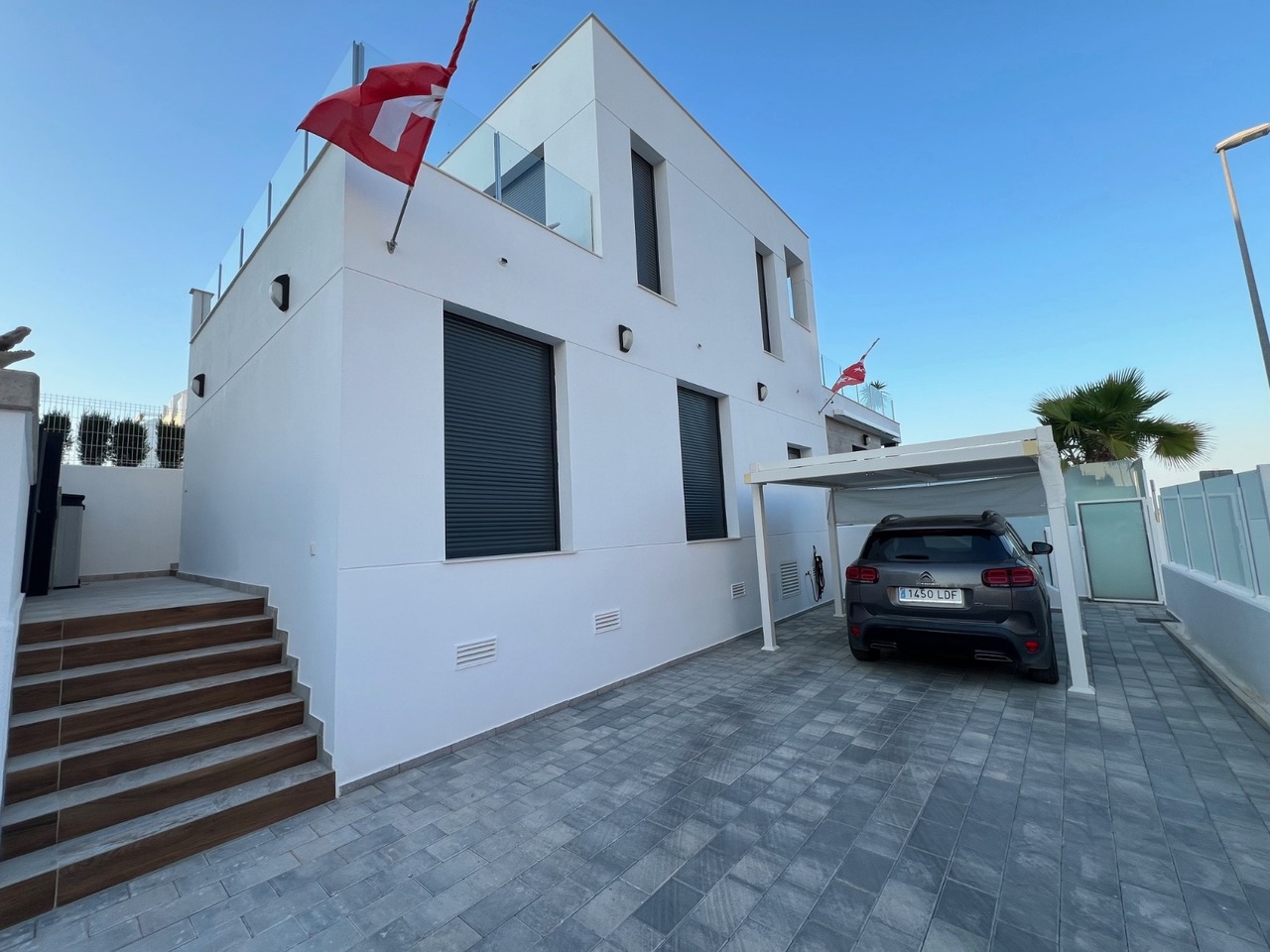 Garden in villa for sale in Los Montesinos