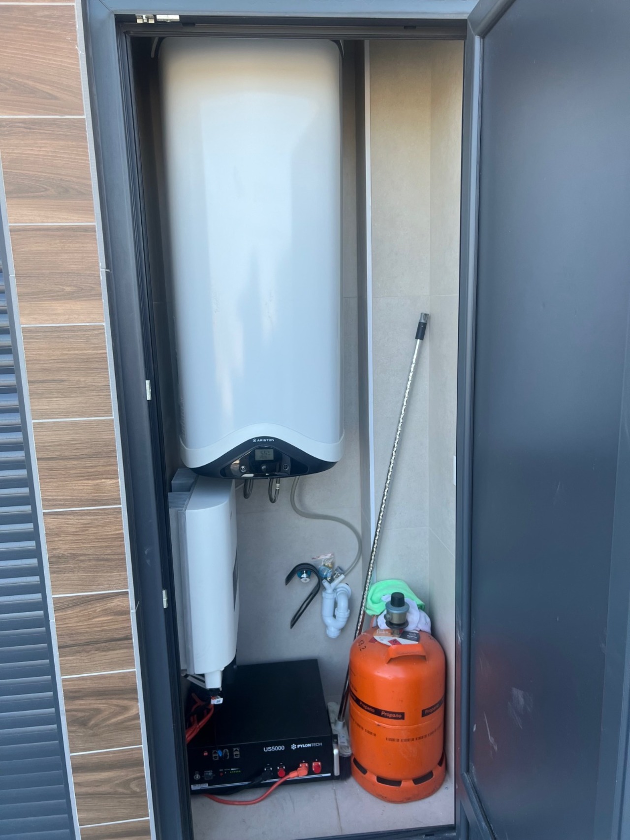 Living room in villa for sale in Los Montesinos