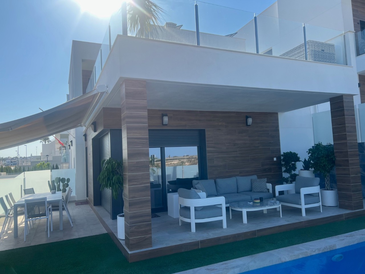 Bathroom in villa for sale in Los Montesinos