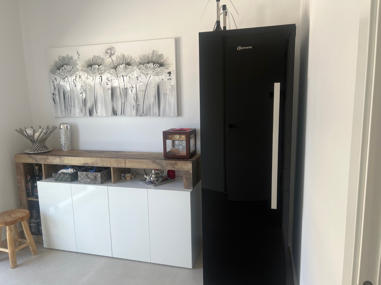 Bedroom in villa for sale in Los Montesinos