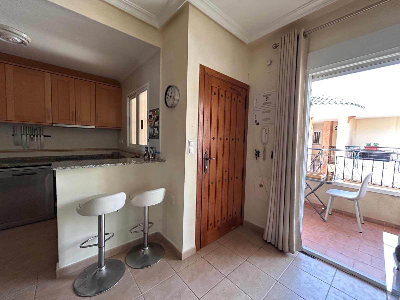 Master bedroom in apartment for sale in Jacarilla