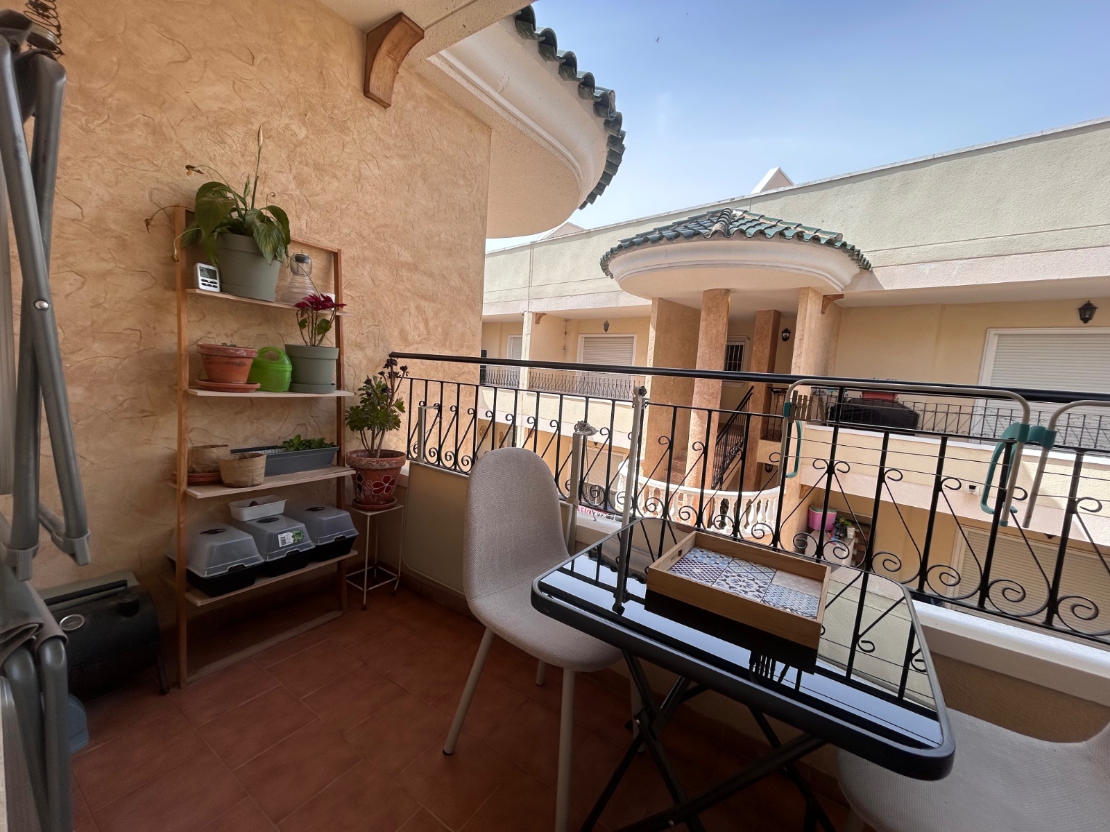Master bedroom in apartment for sale in Jacarilla