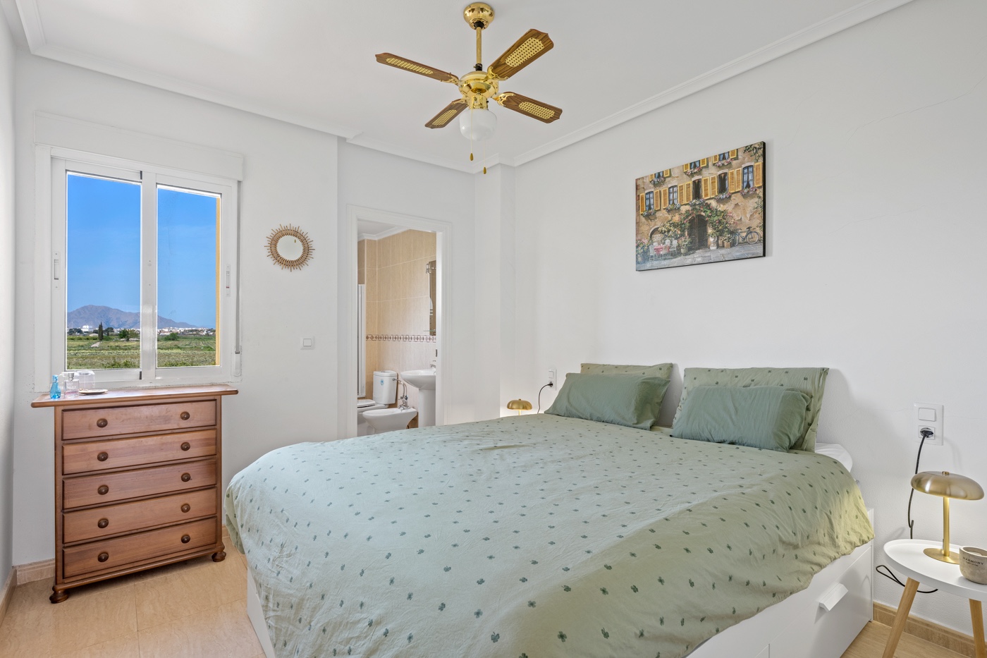 Living room in apartment for sale in Daya Nueva