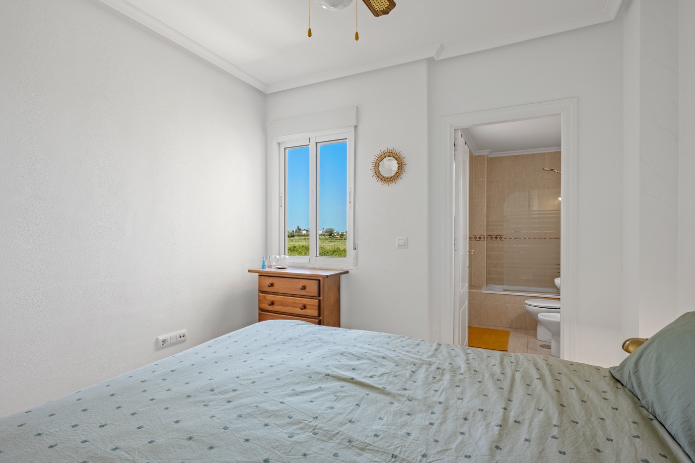 Kitchen in apartment for sale in Daya Nueva