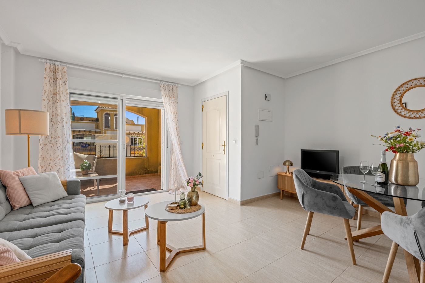 Garden in apartment for sale in Daya Nueva