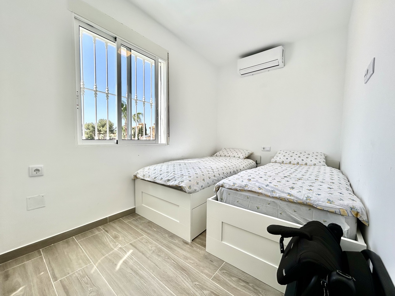 Exterior view in villa for sale in Villamartin