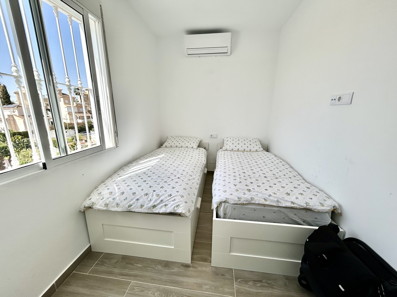 Living room in villa for sale in Villamartin
