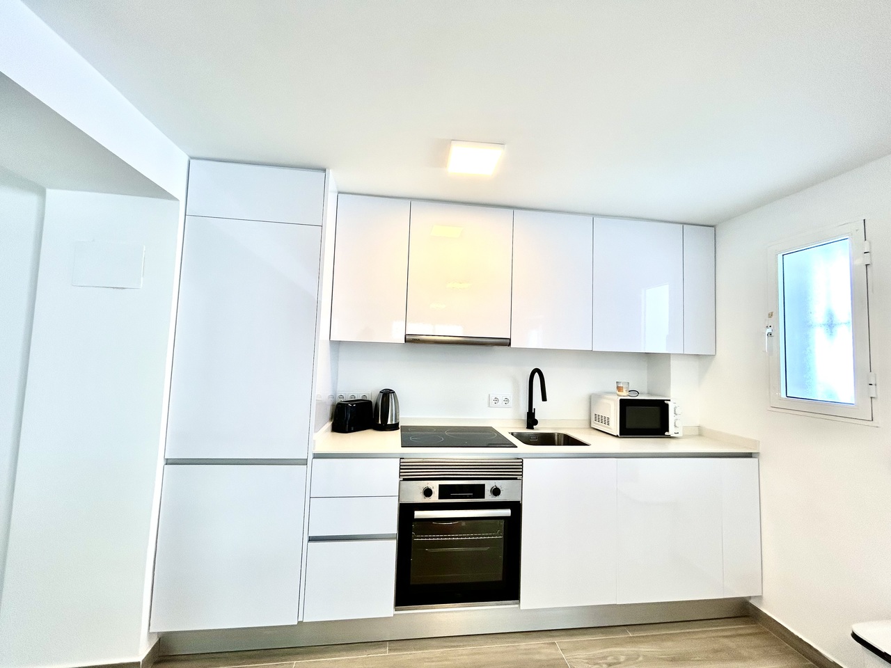 Master bedroom in villa for sale in Villamartin