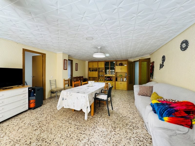 Exclusief appartement straatopzij van het strand in het hart van La Mata
