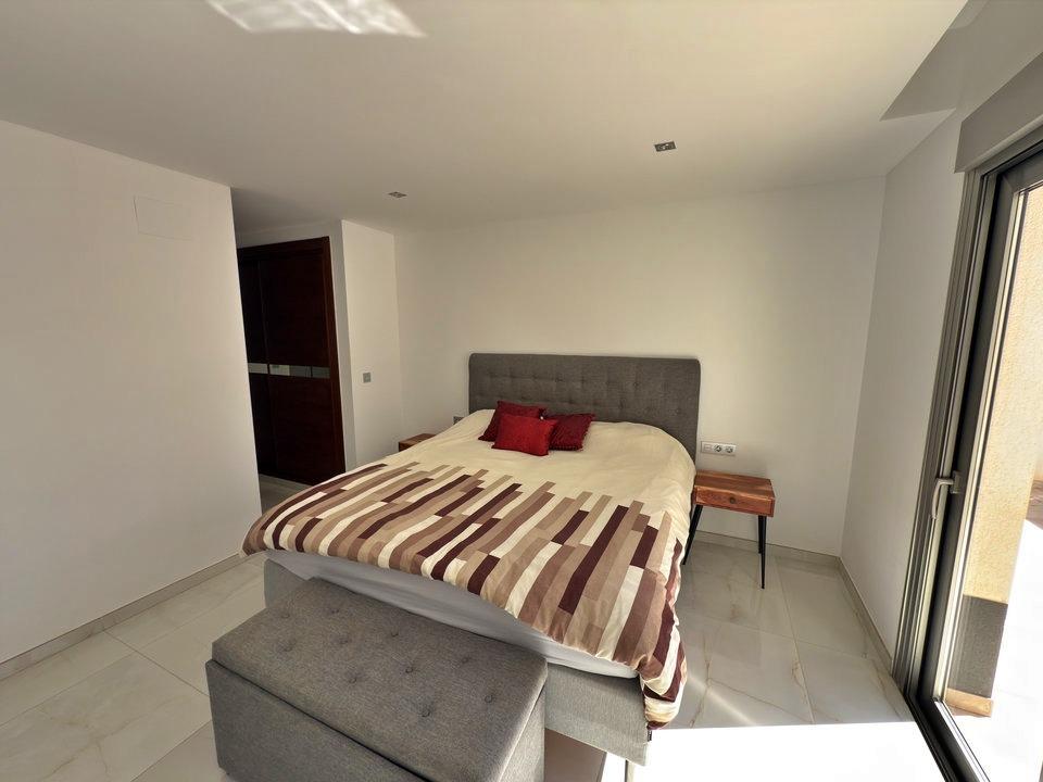 Bedroom in villa for sale in Orihuela Costa
