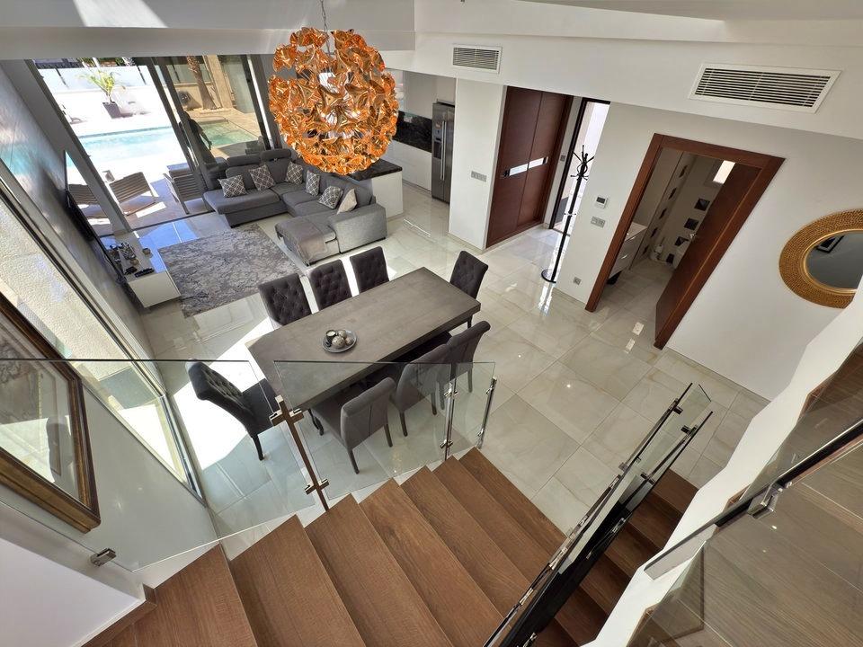 Bathroom in villa for sale in Orihuela Costa