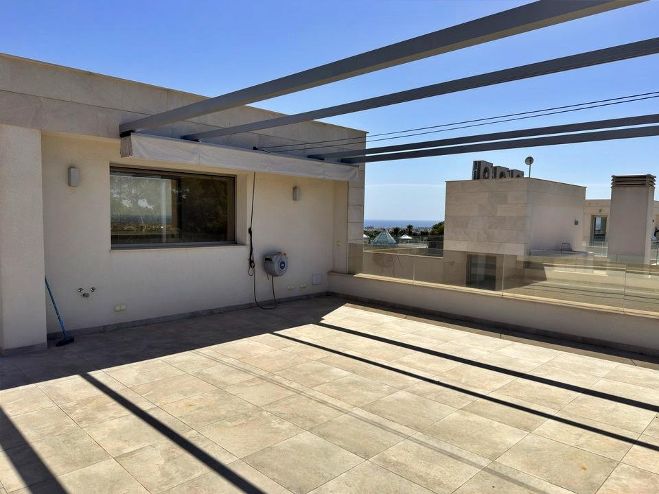 Terrace in villa for sale in Orihuela Costa