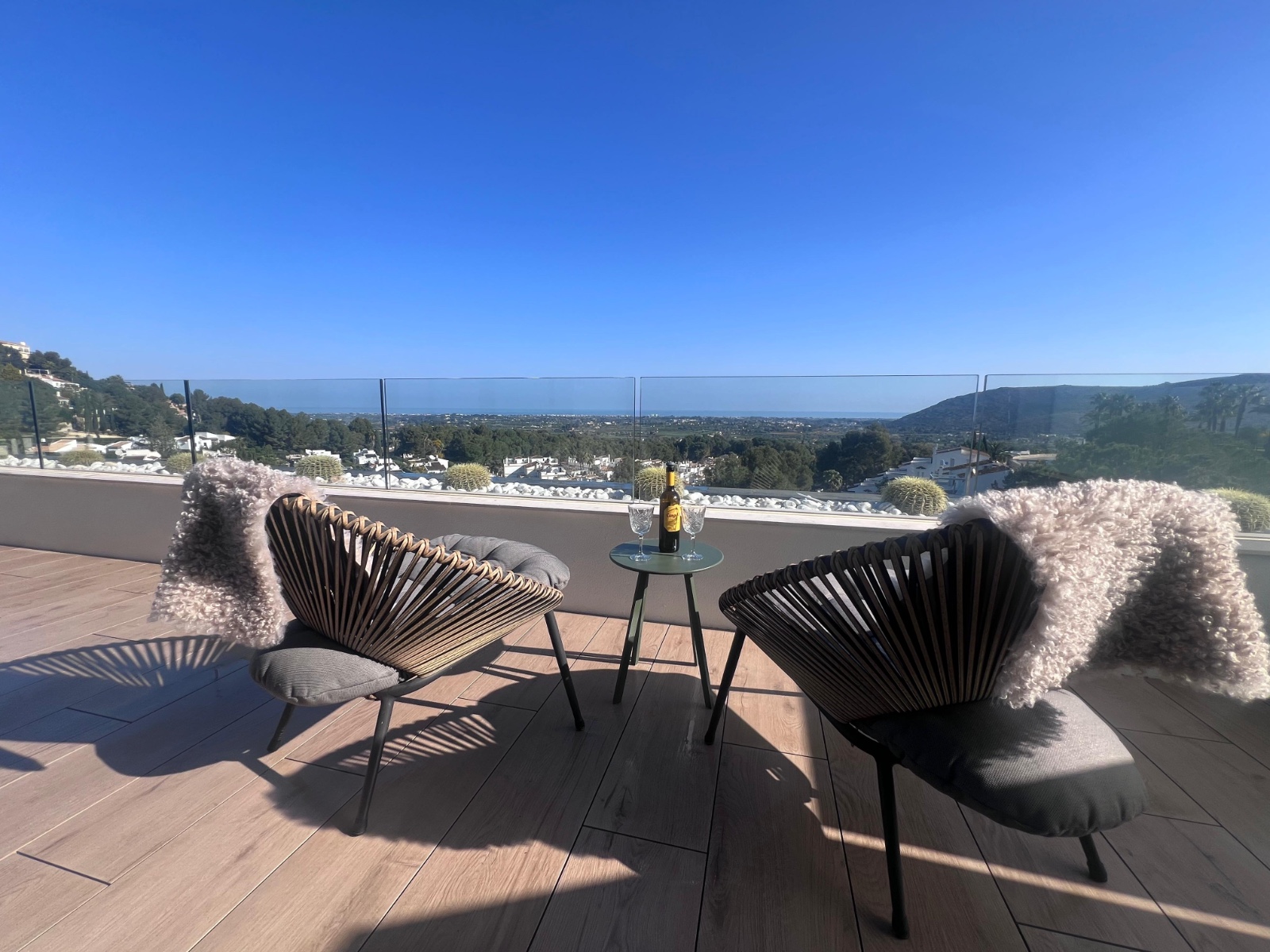 Dining area in apartment for sale in Denia