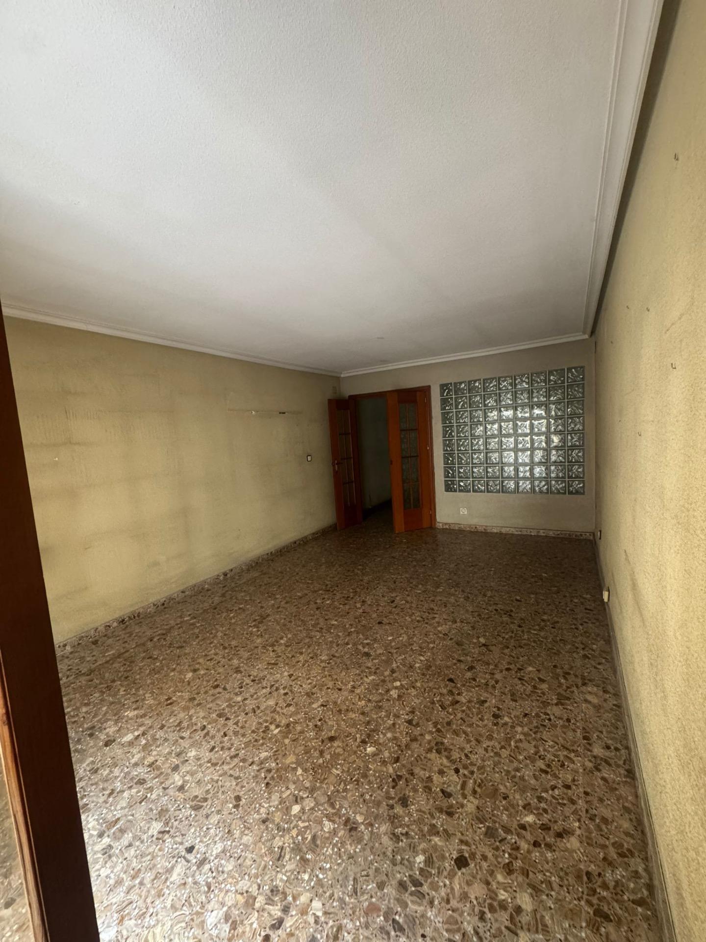 Kitchen in apartment for sale in Orihuela