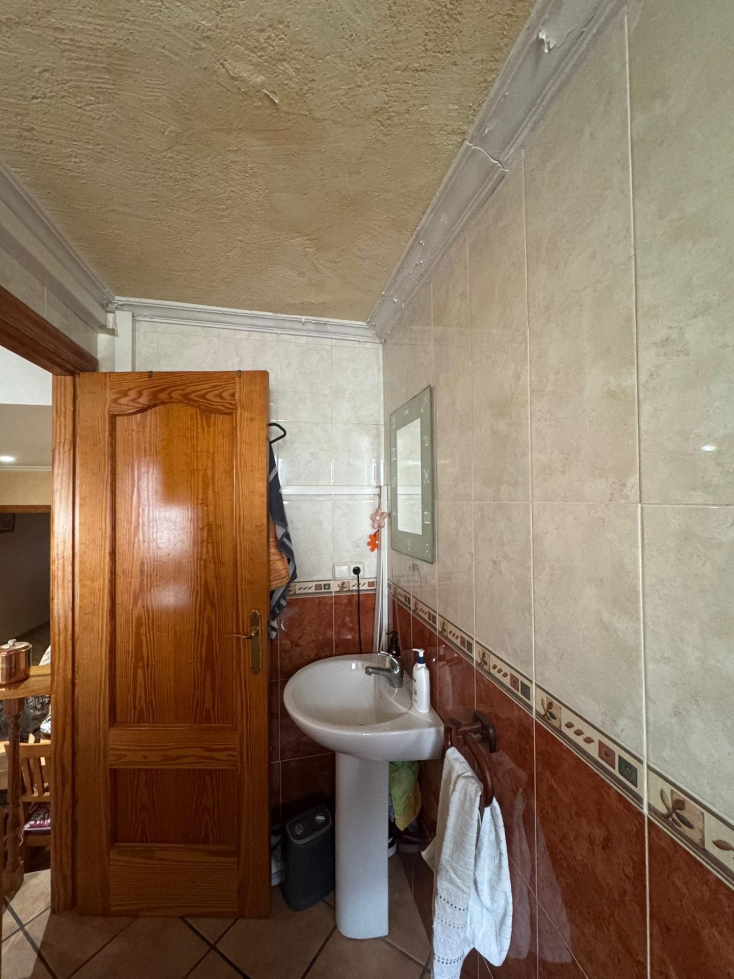 Master bedroom in terraced for sale in Hondon de los Frailes