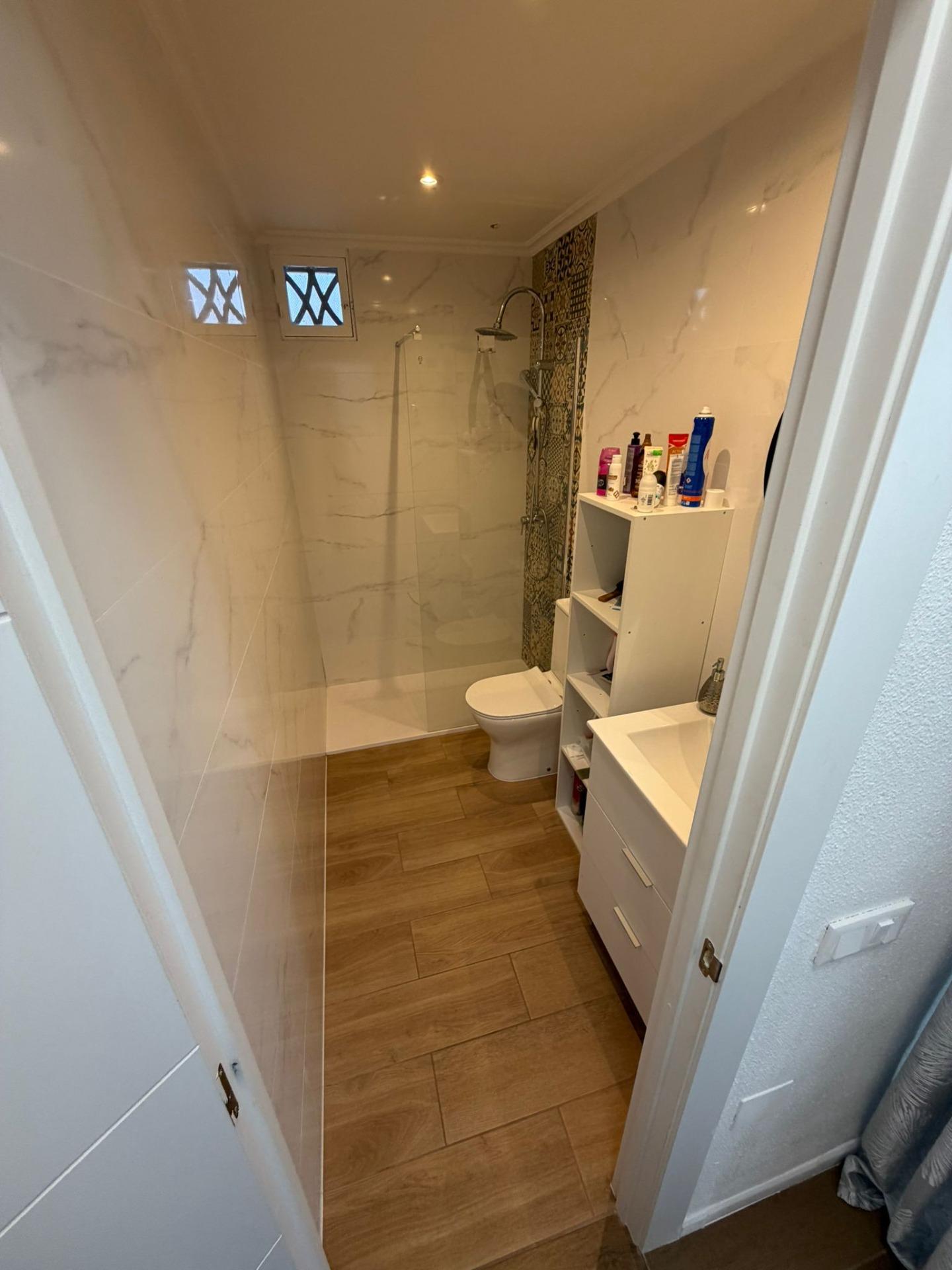 Kitchen in apartment for sale in Torrevieja