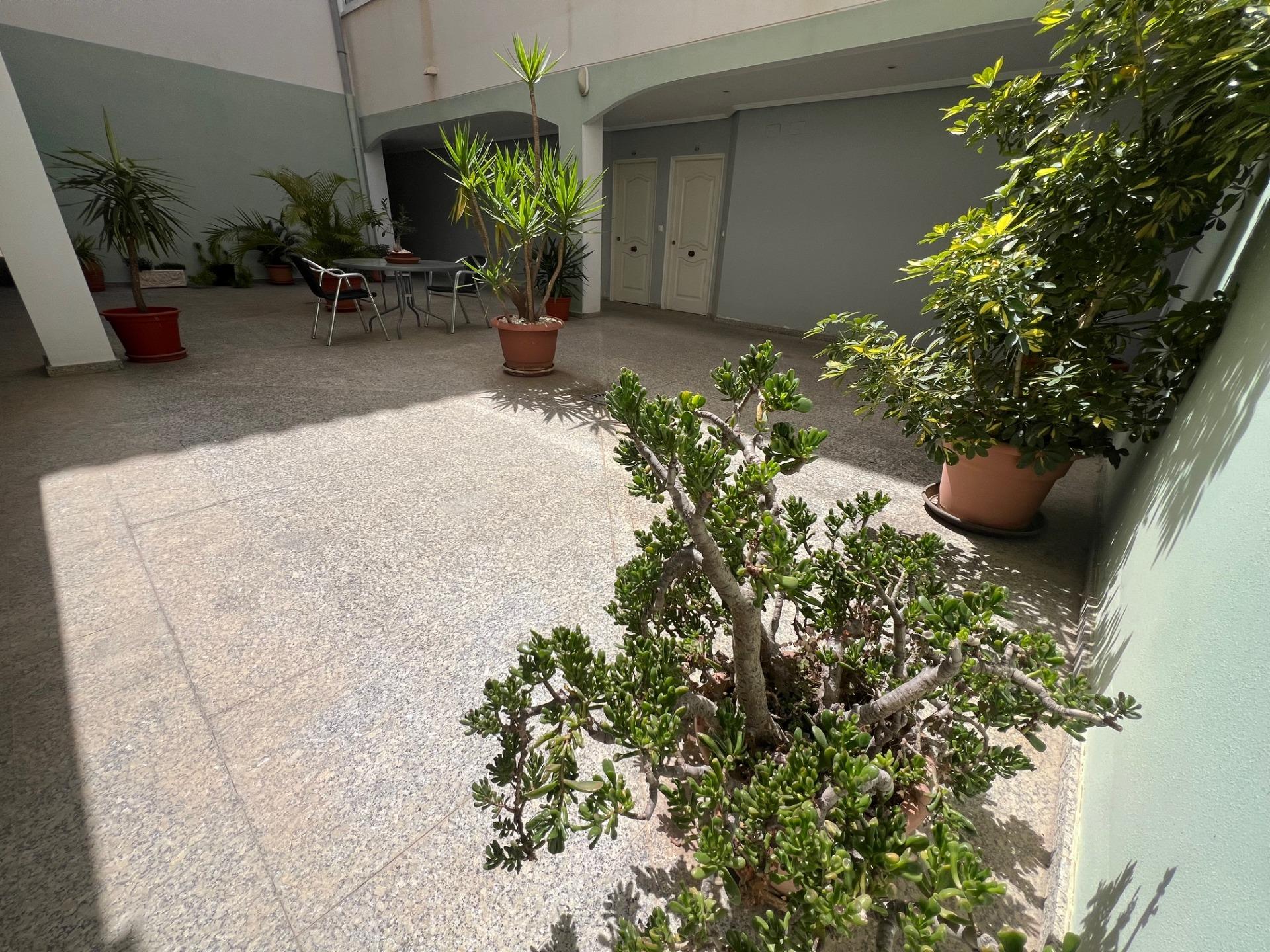 Garden in apartment for sale in Dolores