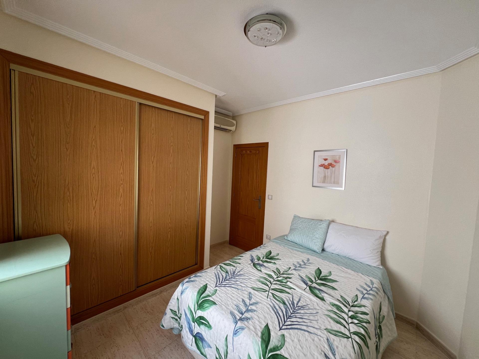 Bedroom in apartment for sale in Dolores